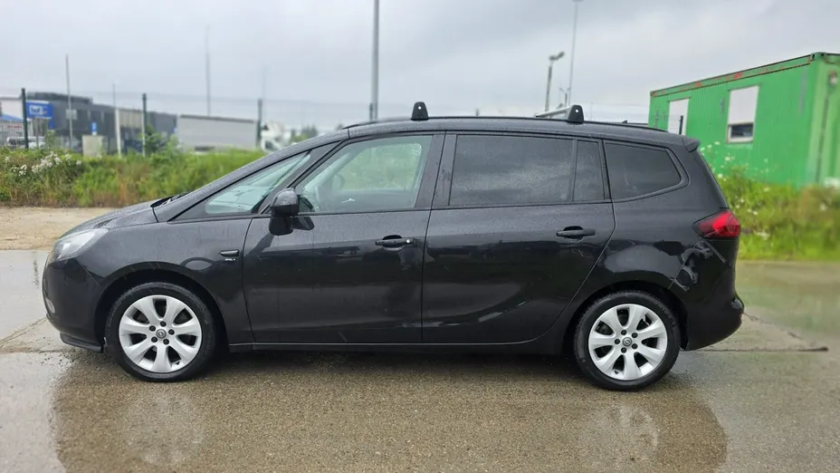 OPEL Zafira -