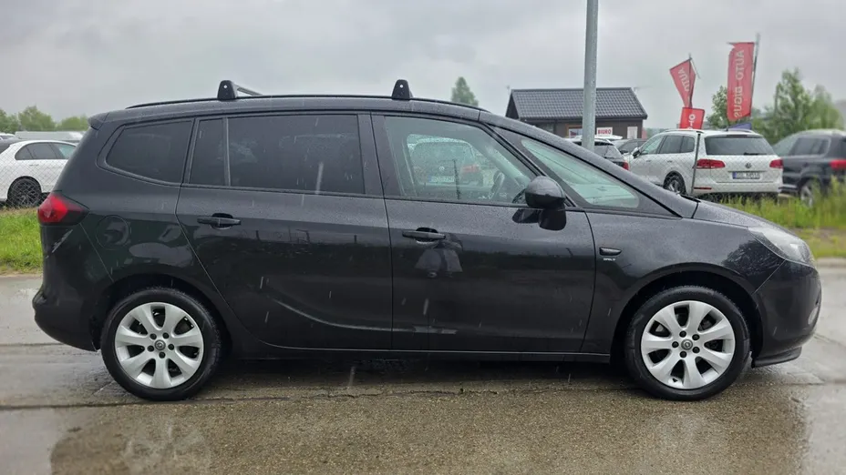 OPEL Zafira -