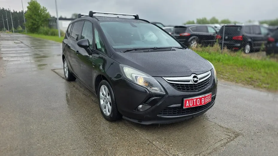 OPEL Zafira -