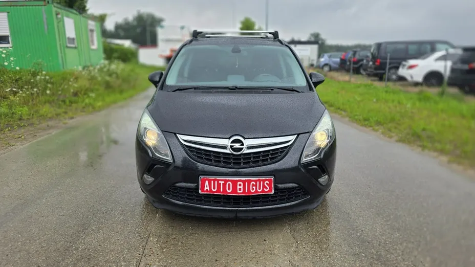 OPEL Zafira -