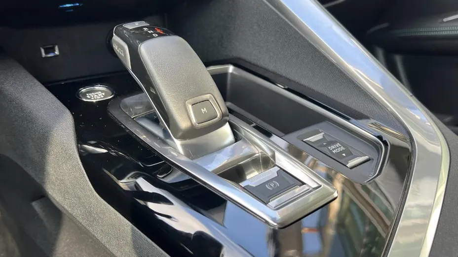 PEUGEOT 3008 3008 1.5 BlueHDi Allure S&S EAT8