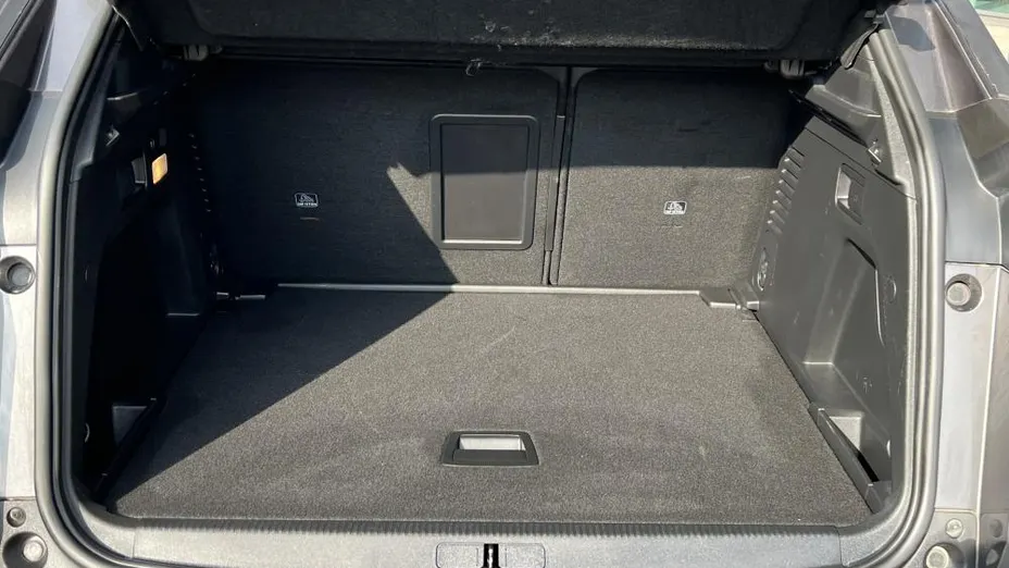 PEUGEOT 3008 3008 1.5 BlueHDi Allure S&S EAT8