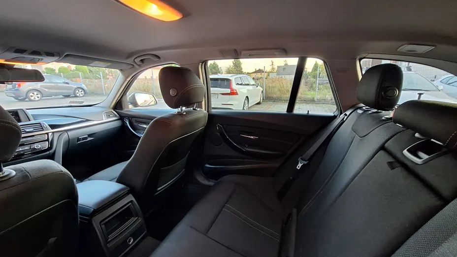 BMW Seria 3 316d Advantage aut