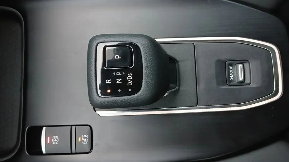 NISSAN Qashqai Qashqai 1.3 DIG-T mHEV N-Connecta Xtronic