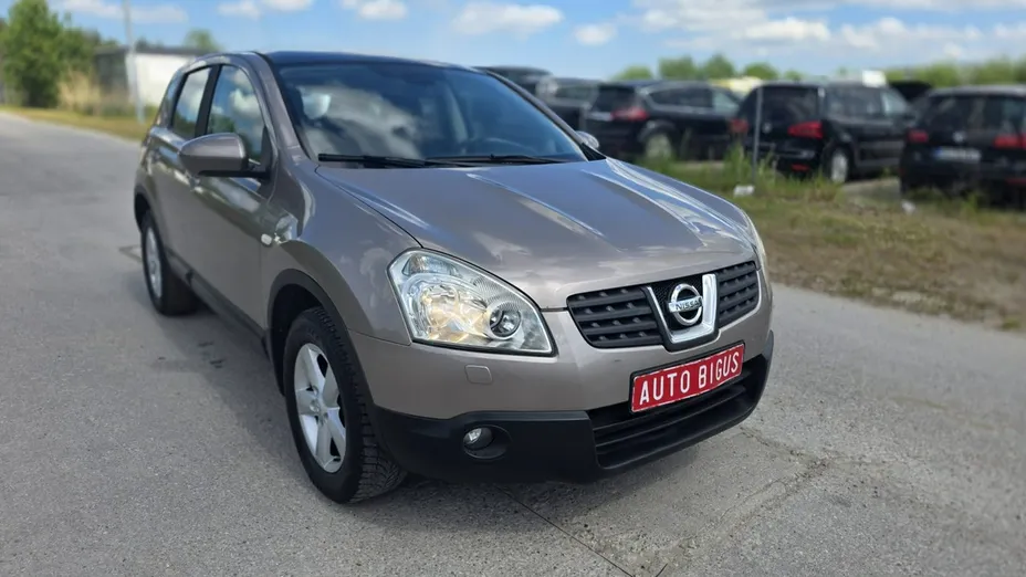 NISSAN Qashqai -