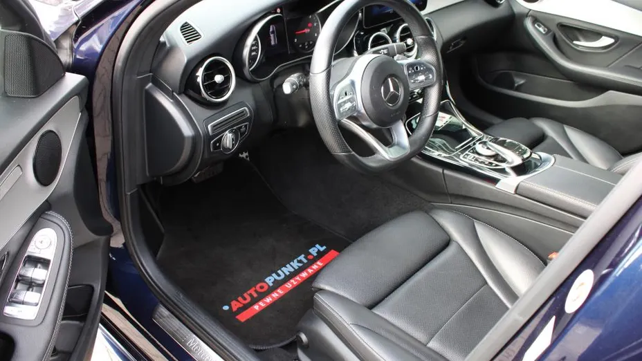 MERCEDES-BENZ C Klasa C 220 d 4MATIC 9G-TRONIC