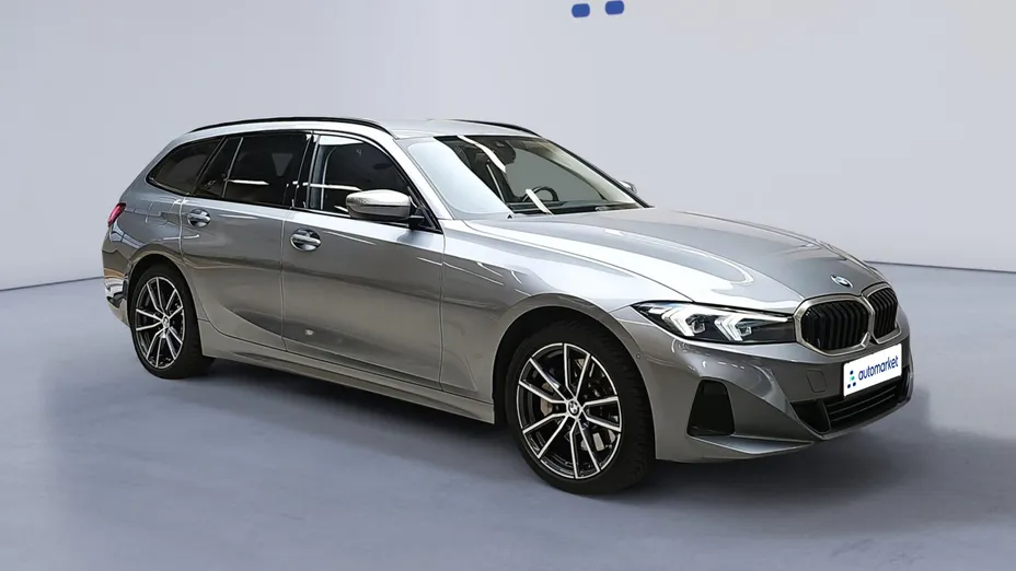 BMW Seria 3 330i xDrive aut