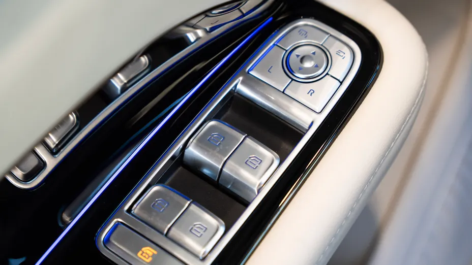 HONGQI HS3 HS3 2.0T AWD Nowy