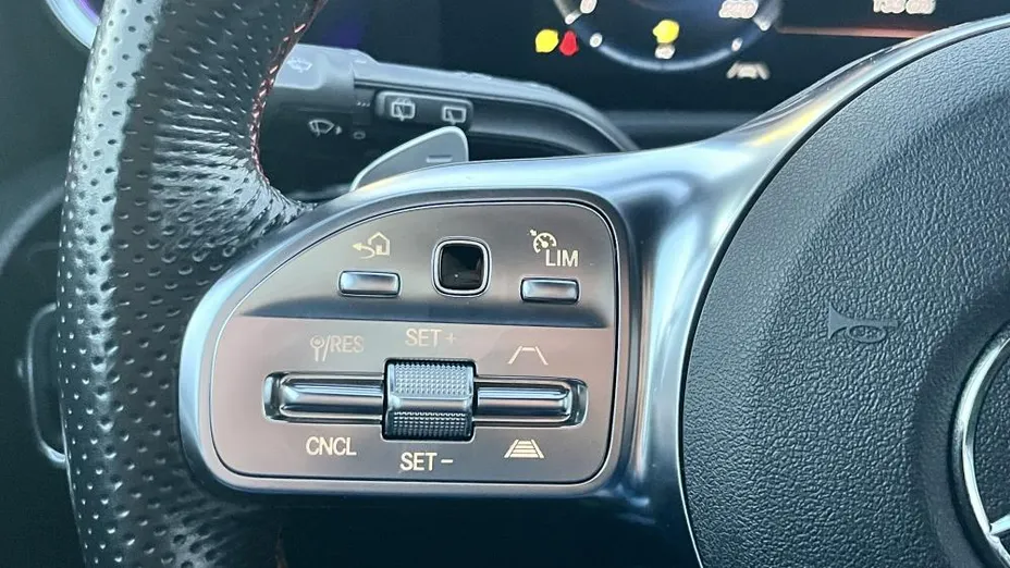 MERCEDES-BENZ CLA CLA 200 d AMG Line 8G-DCT