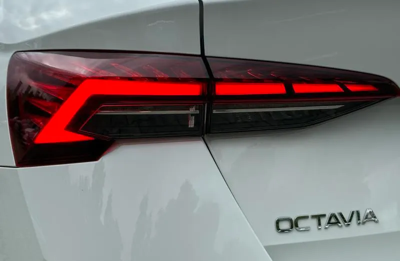 SKODA Octavia Octavia 1.5 TSI Selection