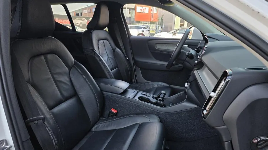 VOLVO XC40 XC40 B3 Core aut