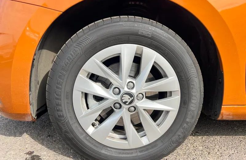 SKODA Fabia Fabia 1.0 TSI Edition 130