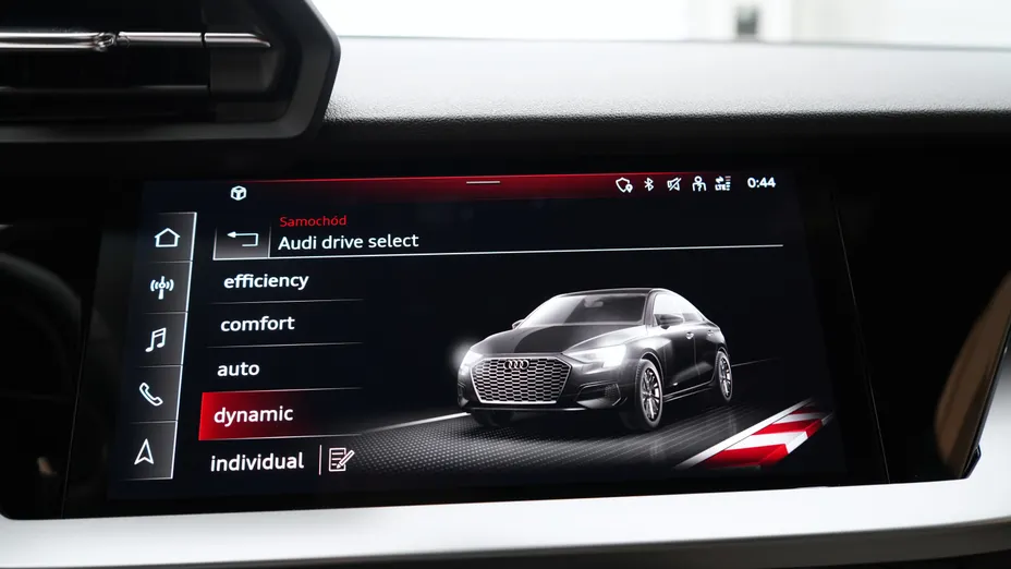 AUDI A3 A3 40 TFSI Quattro S Line S tronic