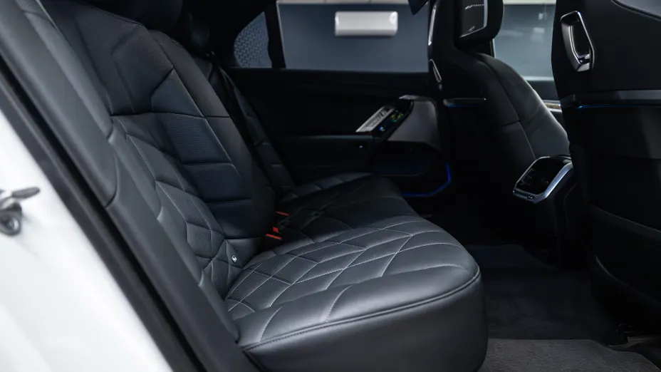 BMW Seria 7 740d xDrive mHEV M Sport sport-aut