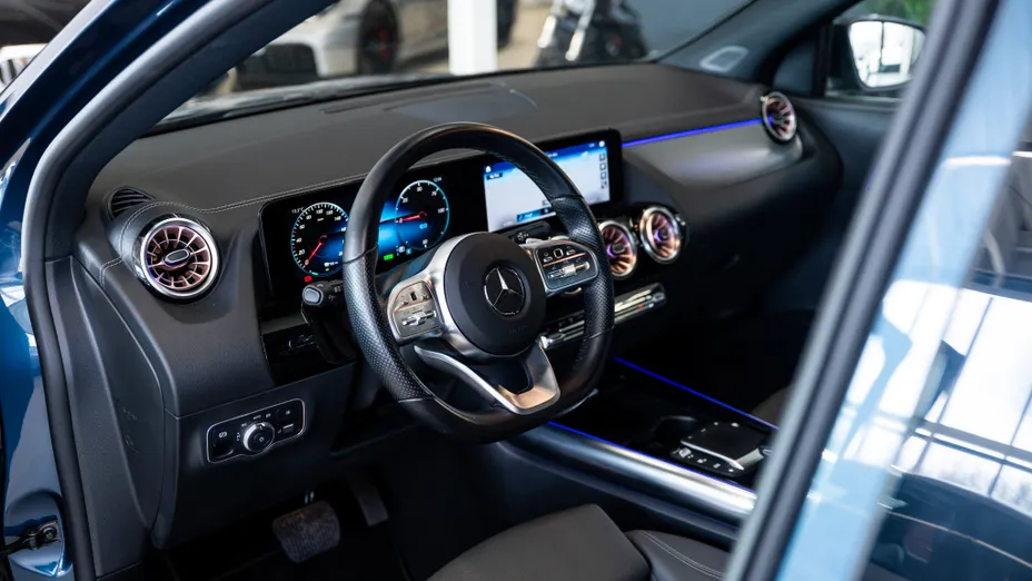 MERCEDES-BENZ EQA EQA 250 66.5kWh Electric Art