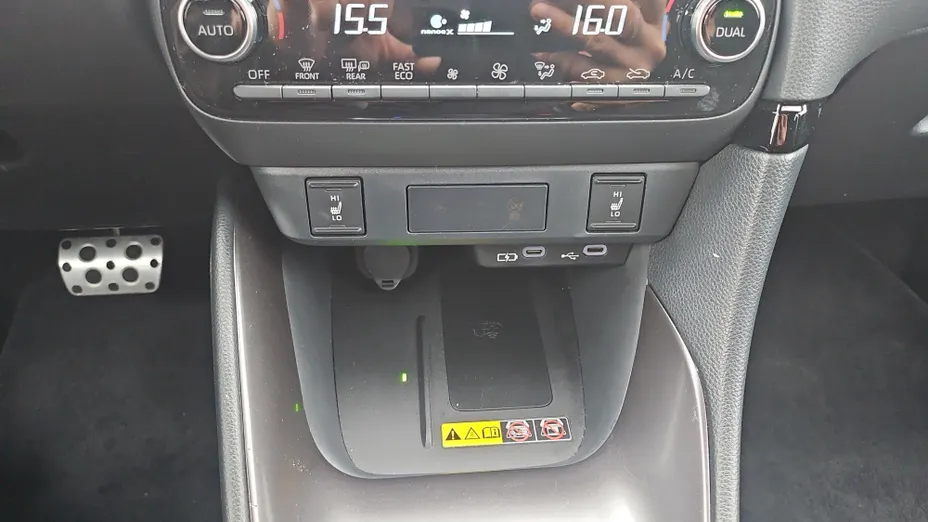 TOYOTA Yaris Yaris Hybrid 1.5 GR Sport