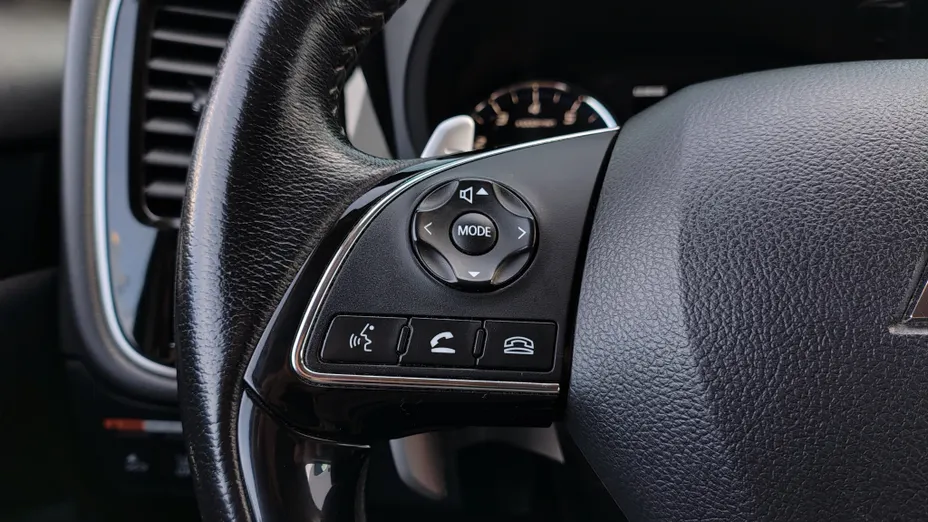 MITSUBISHI Outlander Outlander 2.0 Instyle SDA 4WD CVT