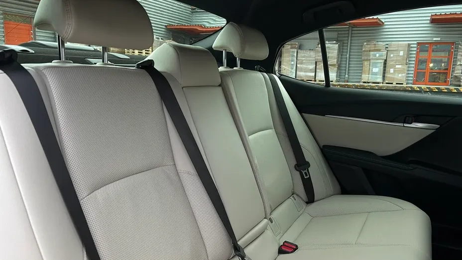 TOYOTA Camry Camry 2.5 Hybrid Dynamic Force Prestige e-CVT