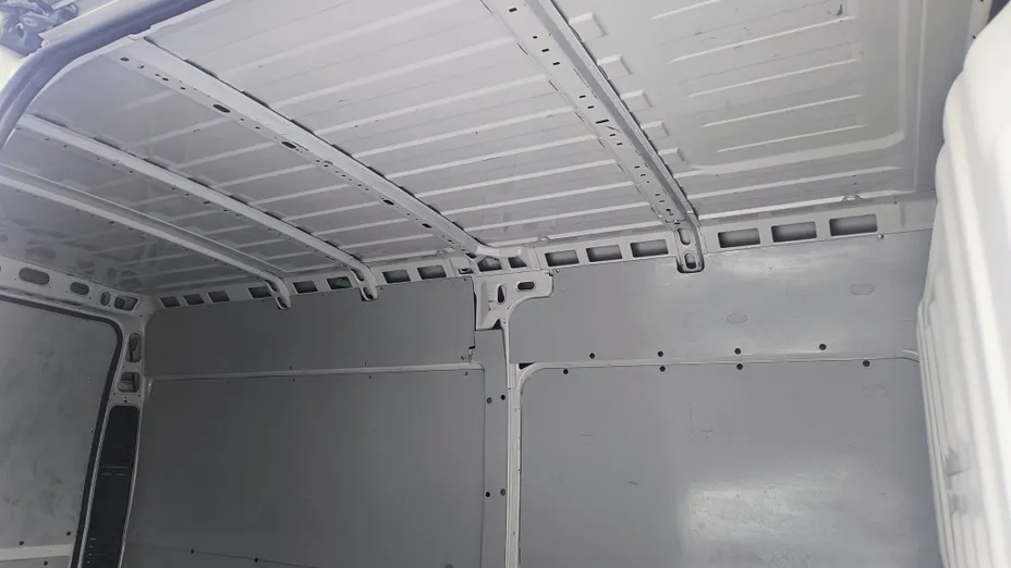 PEUGEOT Boxer Boxer 335 BlueHDi L3 Premium