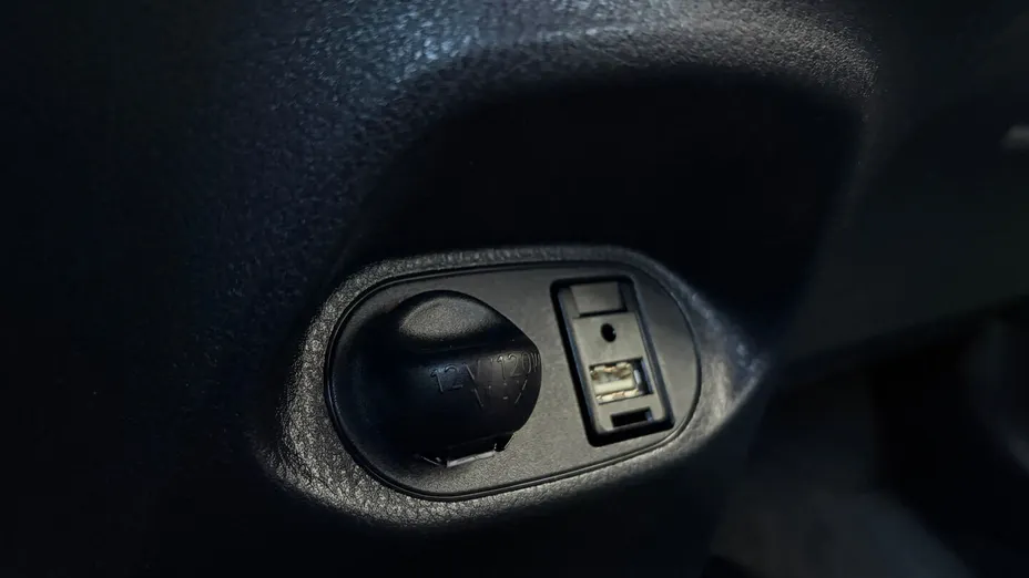 TOYOTA Yaris Yaris 1.5 Premium