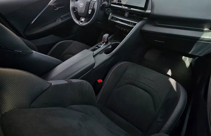 TOYOTA C-HR C-HR 2.0 Hybrid Dynamic Force GR Sport Premiere Edition