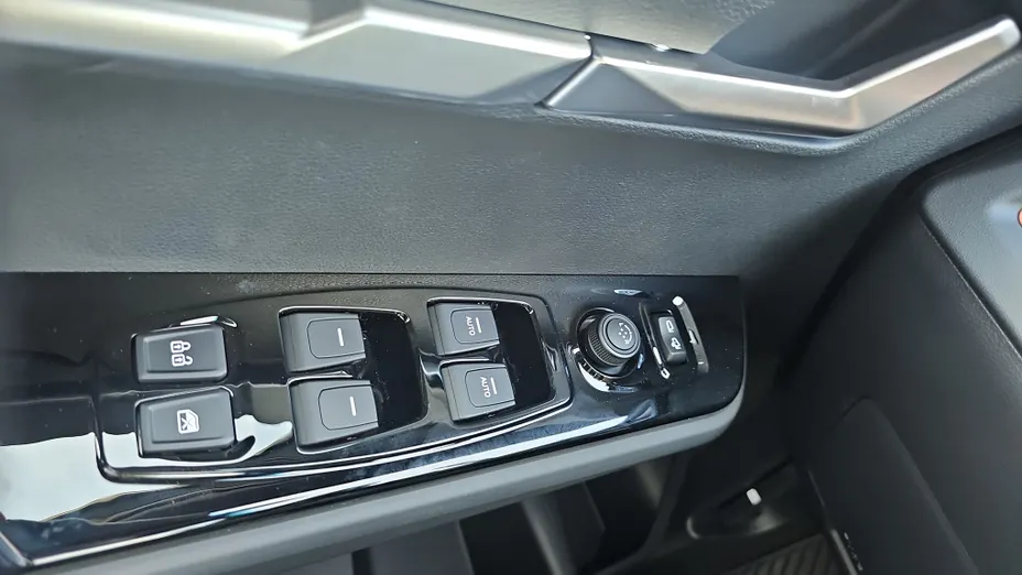 KGM / SSANGYONG Torres Torres 1.5 T-GDI Adventure aut Nowy