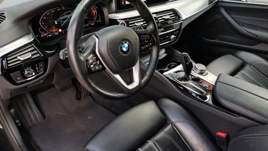 BMW Seria 5 520d xDrive mHEV Luxury Line aut