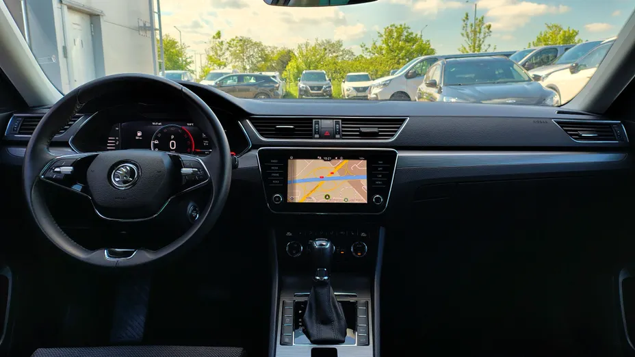 SKODA Superb Superb 2.0 TDI SCR Style DSG