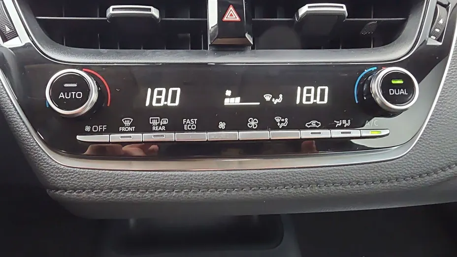 TOYOTA Corolla Corolla 1.5 Comfort