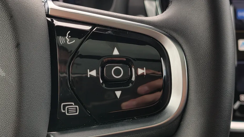 VOLVO V60 V60 B4 D Plus Dark aut