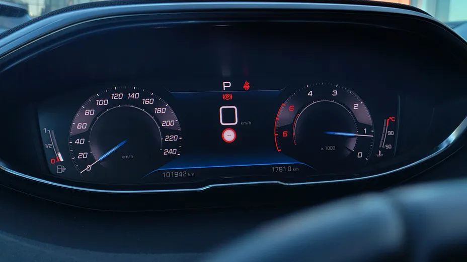 PEUGEOT 3008 3008 1.5 BlueHDi Allure S&S EAT8