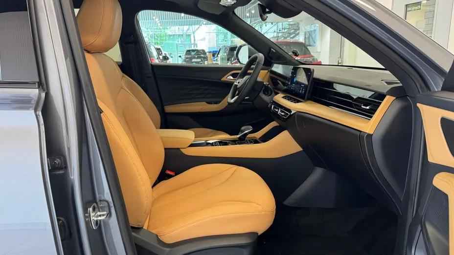 MG HS HS 1.5 T-GDI Exclusive DCT