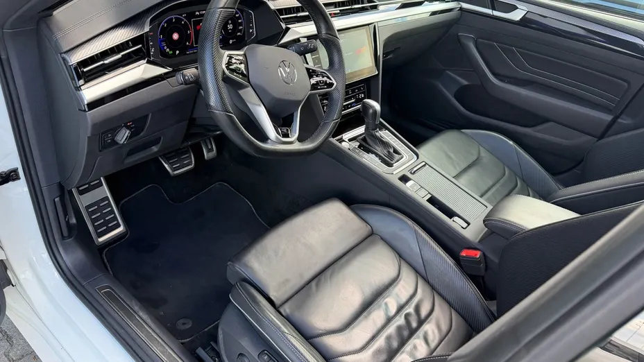 VOLKSWAGEN Arteon -