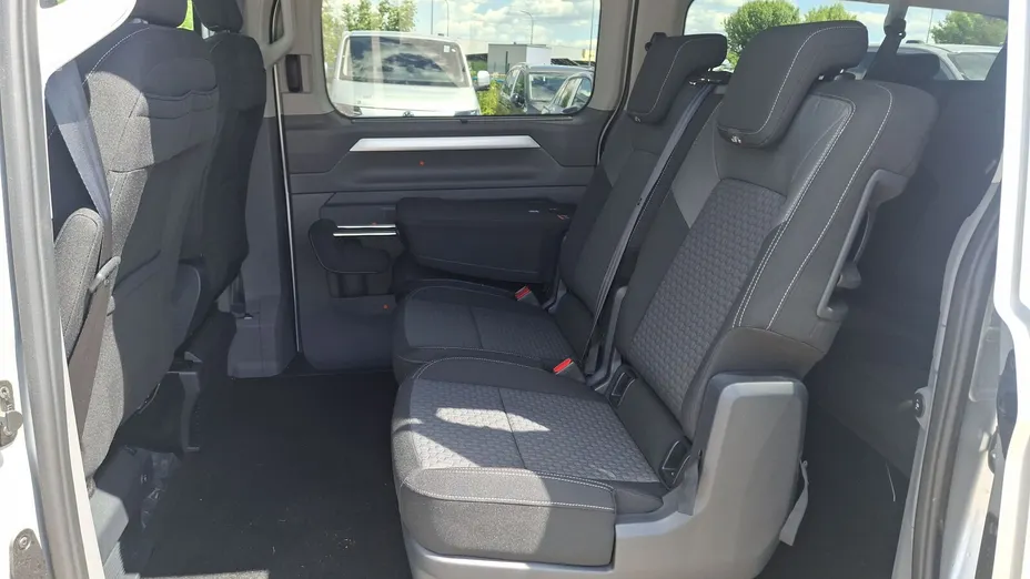 VOLKSWAGEN Caravelle Caravelle 2.0 TDI L2 Life aut Nowy