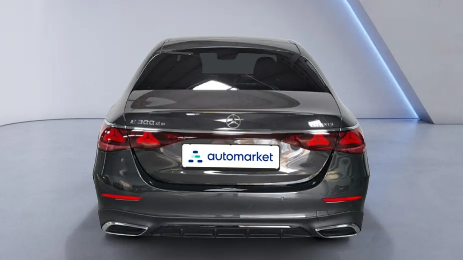 MERCEDES-BENZ E Klasa E 300 de PHEV 4-Matic AMG 9G-Tronic