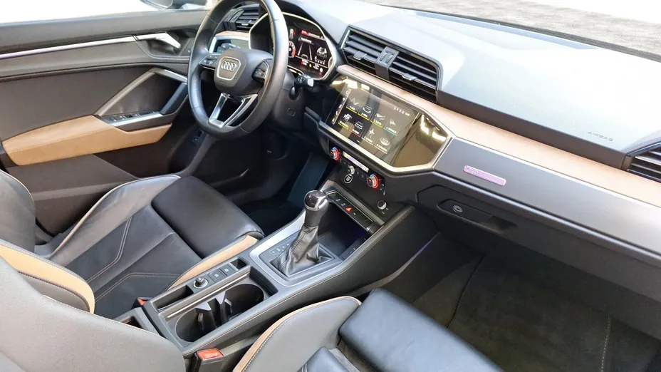 AUDI Q3 Q3 35 TFSI mHEV Advanced S tronic