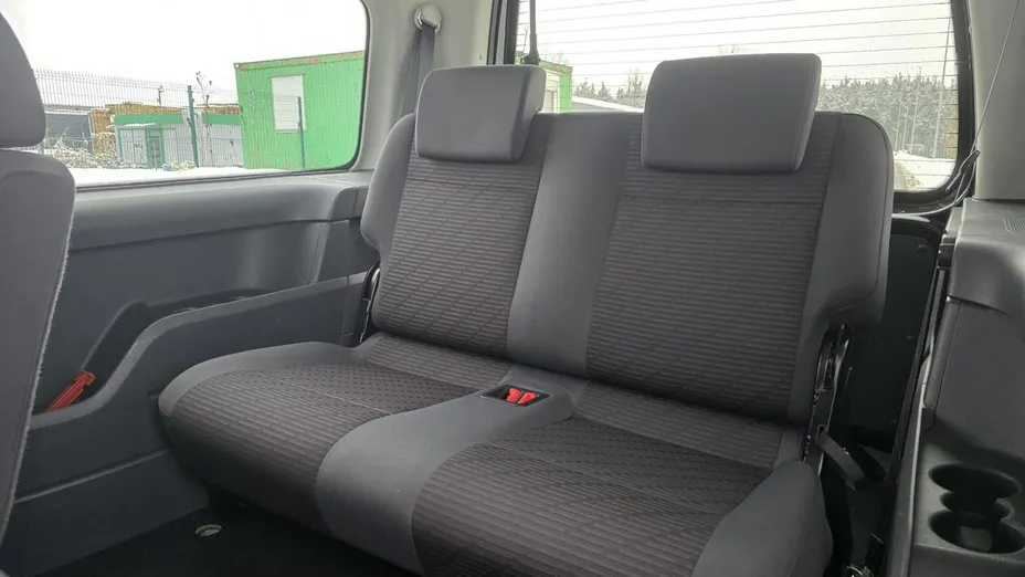 VOLKSWAGEN Caddy -