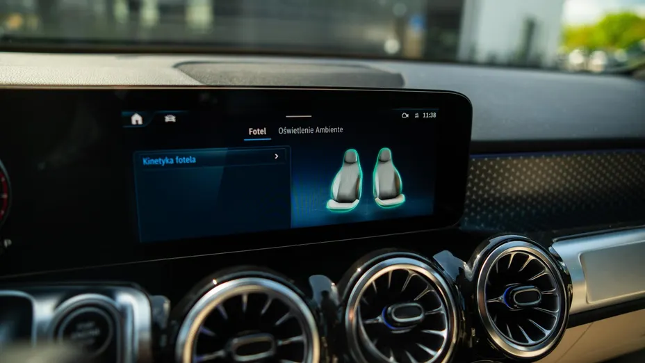 MERCEDES-BENZ GLB GLB 200 mHEV Progressive 7G-DCT