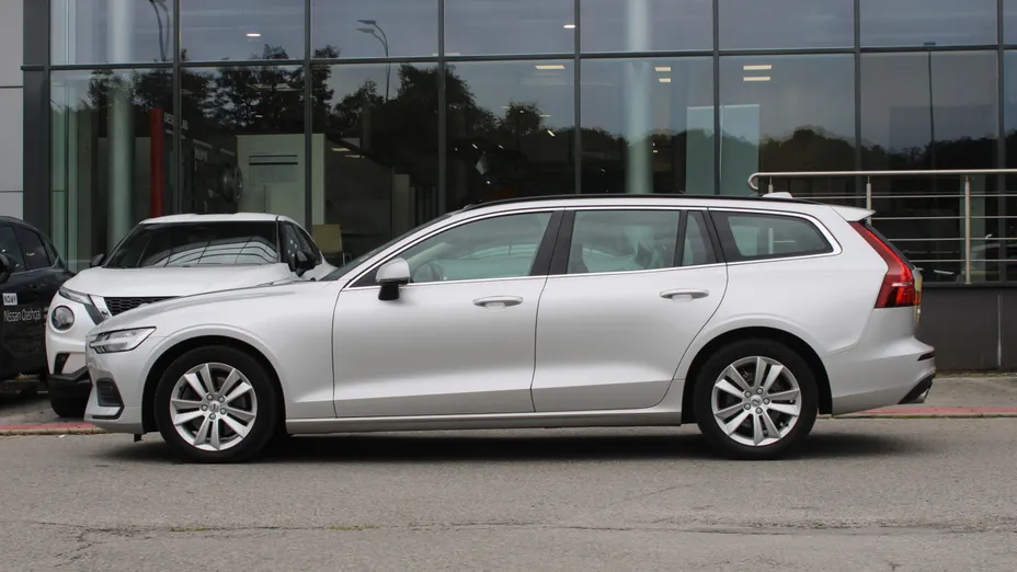 VOLVO V60 -