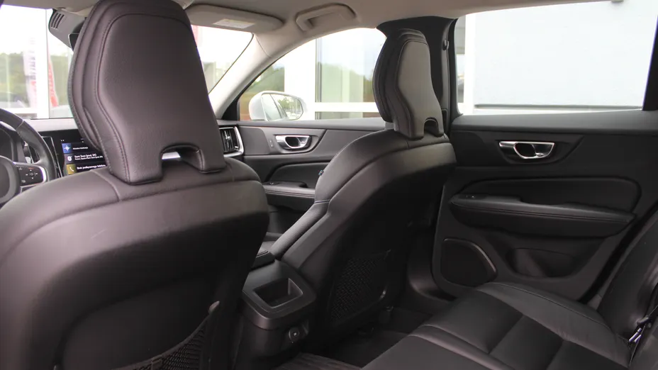 VOLVO V60 V60 B4 D Momentum Pro aut