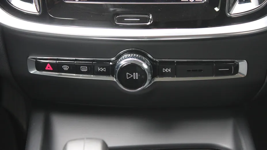 VOLVO V60 V60 B4 D Momentum Pro aut