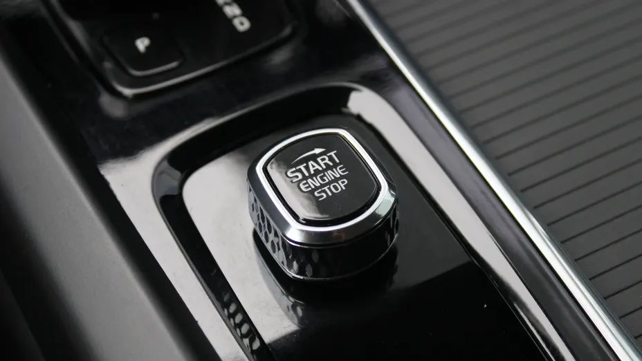 VOLVO V60 V60 B4 D Momentum Pro aut