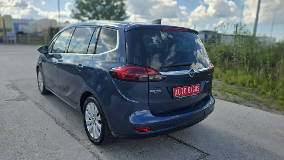 OPEL Zafira -