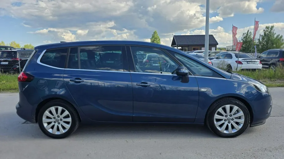 OPEL Zafira -