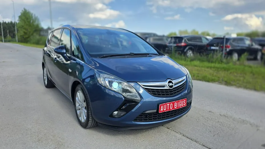 OPEL Zafira -