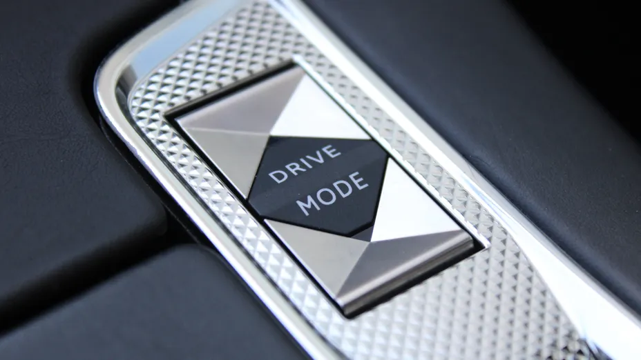 DS DS7 DS 7 2.0 BlueHDi Grand Chic aut