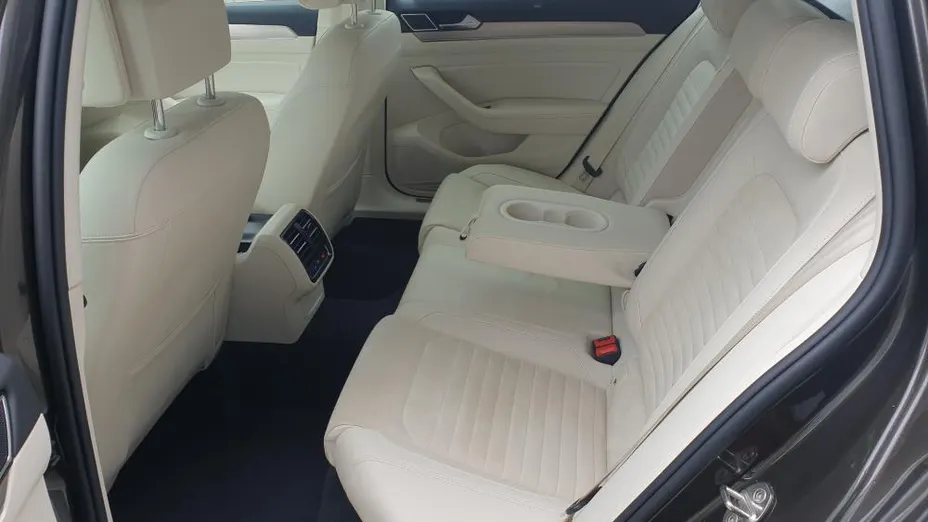 VOLKSWAGEN Passat Passat 2.0 TDI Highline