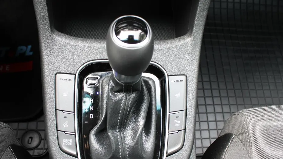 HYUNDAI i30 i30 1.5 T-GDI 48V Smart DCT