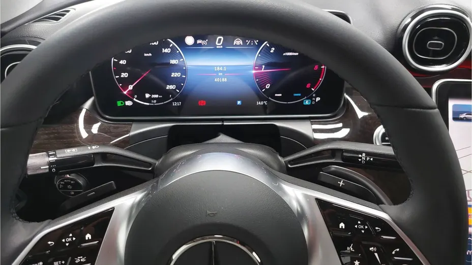 MERCEDES-BENZ C Klasa C 220 d mHEV Avantgarde