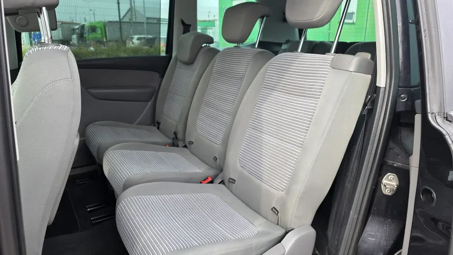 SEAT Alhambra -